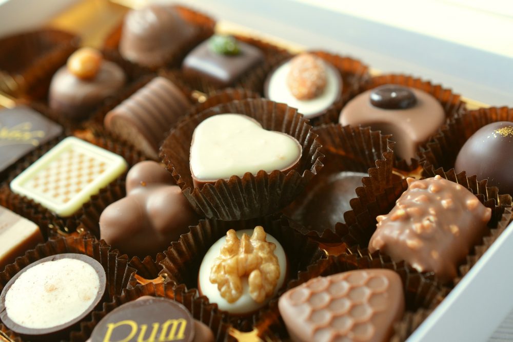 chocolates-gb75c679b8_1920