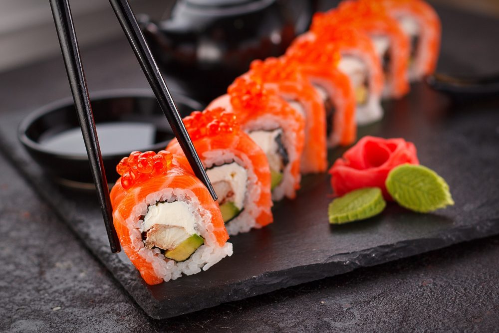 sushi-g2fd687d55_1920